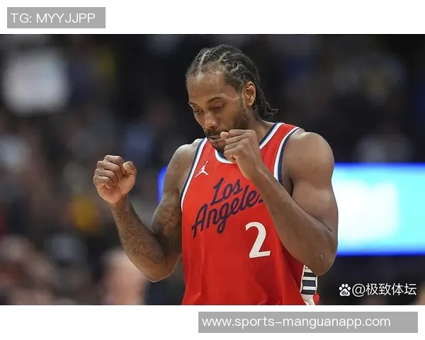 快船逆转19分再创佳绩小卡吸引防守三人展现团队实力